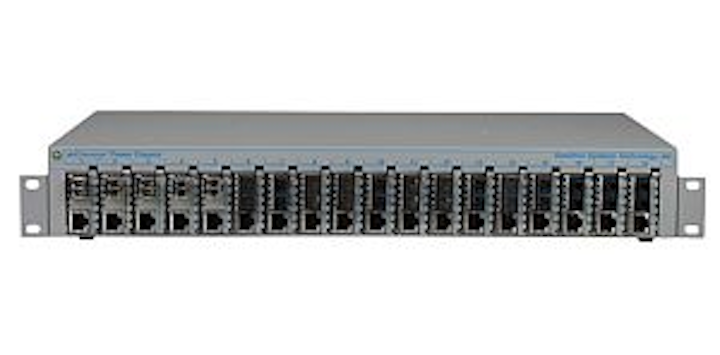 Omnitron Systems Technology miConverter 18-module chassis OmniConverter FPoE/SL media converter
