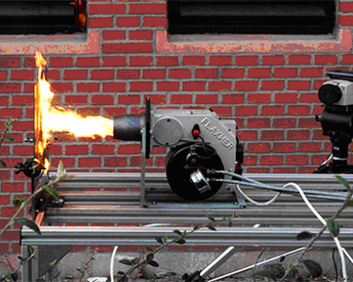 UC3M researchers analyze thermal resistance of composite materials with an infrared imaging system