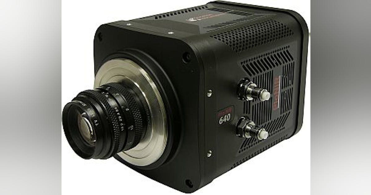 NIR InGaAs camera from Princeton Instruments images with high ...