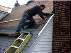 Roof panel installers to benefit from 3-D vision Roof panel installers to benefit from 3-D vision