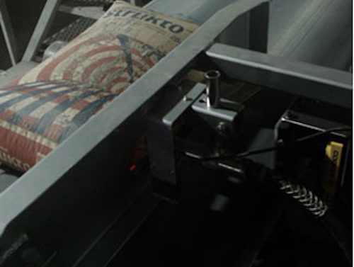 Vision system inspects bags of Croatian cement