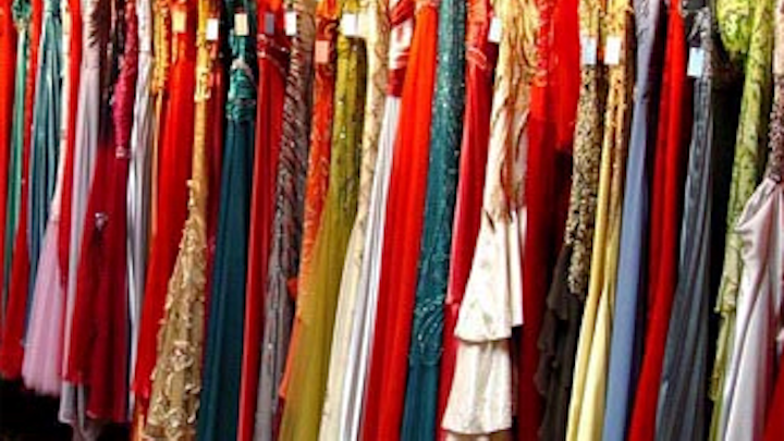 Virtual tape measure makes clothes shopping simpler