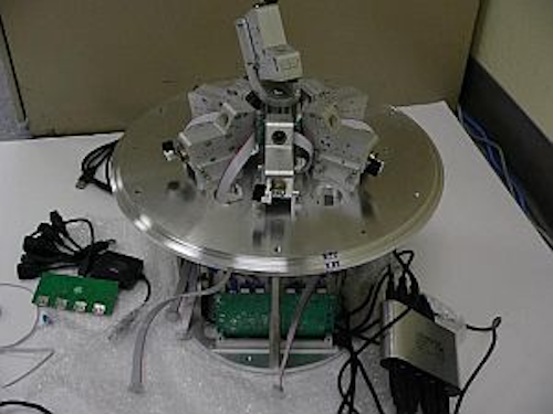 Mirrorcle Technologies outdoor laser scanner contains seven MEMS mirrors