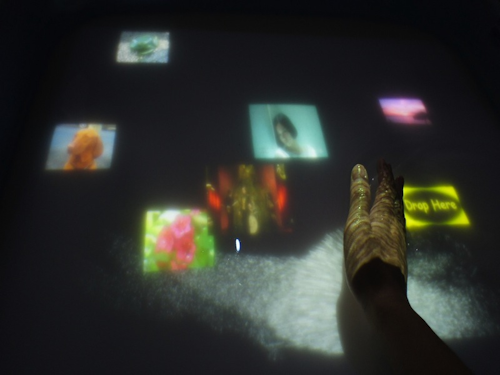 Content Dam Vsd En Articles 2013 08 Kinect Used To Create A Touchscreen On Water Leftcolumn Article Thumbnailimage File