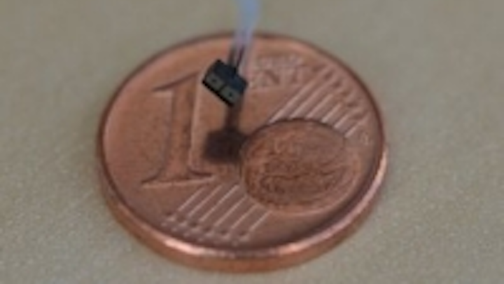 Content Dam Vsd En Articles 2013 11 Miniature 3d Stereo Camera Wins Medical Industry Technology Award Leftcolumn Article Thumbnailimage File