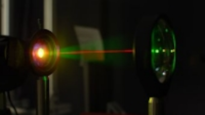 Content Dam Vsd En Articles 2014 01 New Method Could Make Silicon Devices Responsive To Infrared Light Leftcolumn Article Thumbnailimage File