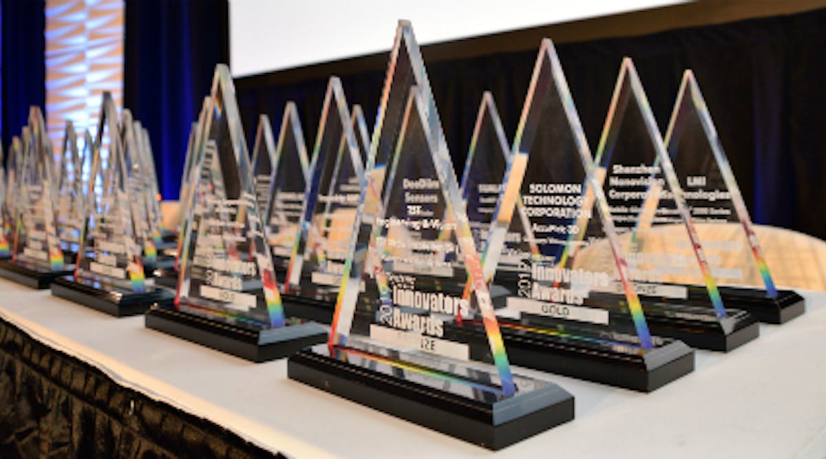 Content Dam Vsd Gallery En Articles Slideshow 2019 April Image Gallery 2019 Innovators Awards Honoree Presentation At Automate 2019 2019 Innovators Awards On Table