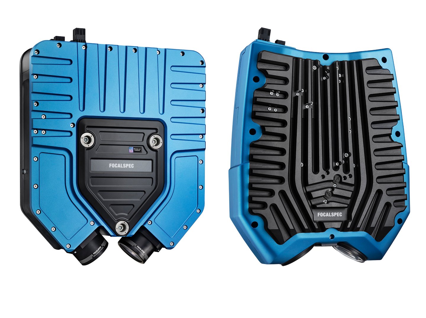 Figure 3: LCI1220 and LCI1630 confocal imaging sensors from FocalSpec simultaneously capture surface 3D topography, 3D tomography, and 2D intensity data at speeds of up to 16,000 profiles/s.