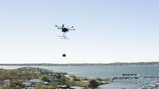 An unmanned aerial system from the Everdone company transports a defibrillator.