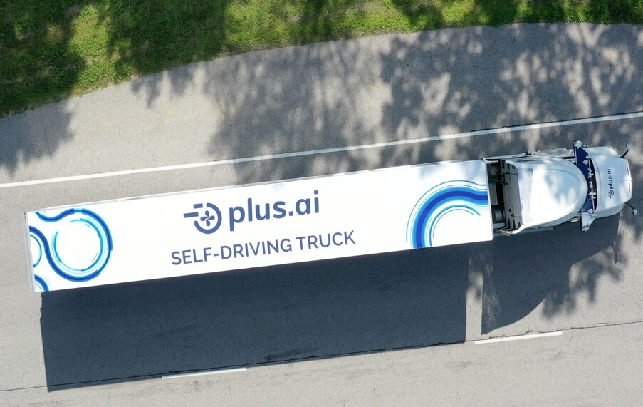 Plus ai Self Driving Truck 5f2323baad63c