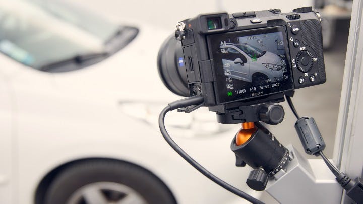AI Vehicle Inspection with Ultra-High-Resolution Cameras | Vision ...