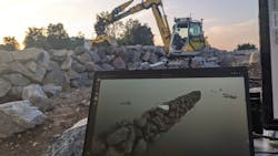 Figure 3: Computational planning and stone placement using the autonomous HEAP. Figure 3: Computational planning and stone placement using the autonomous HEAP.