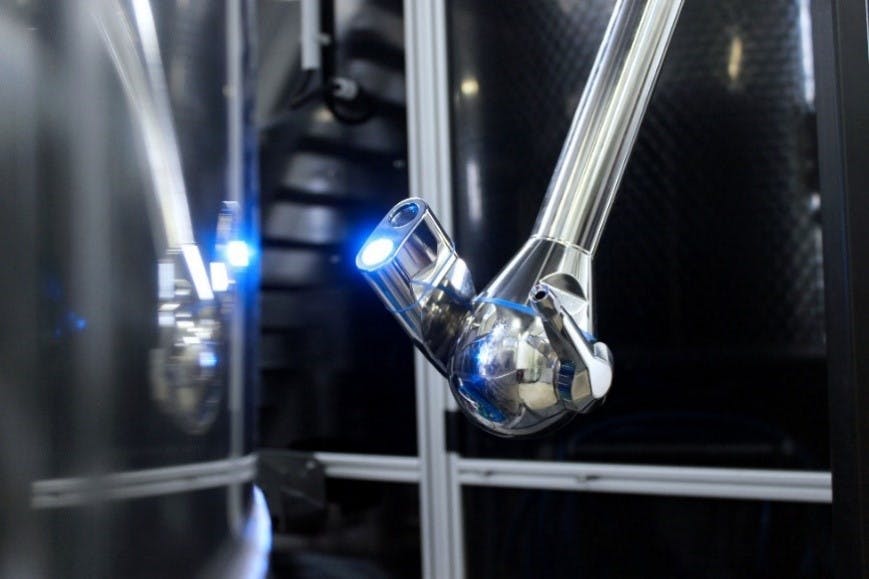 Efficient cleaning with Balluff camera solution in AJCsens (c)Fraunhofer IVV