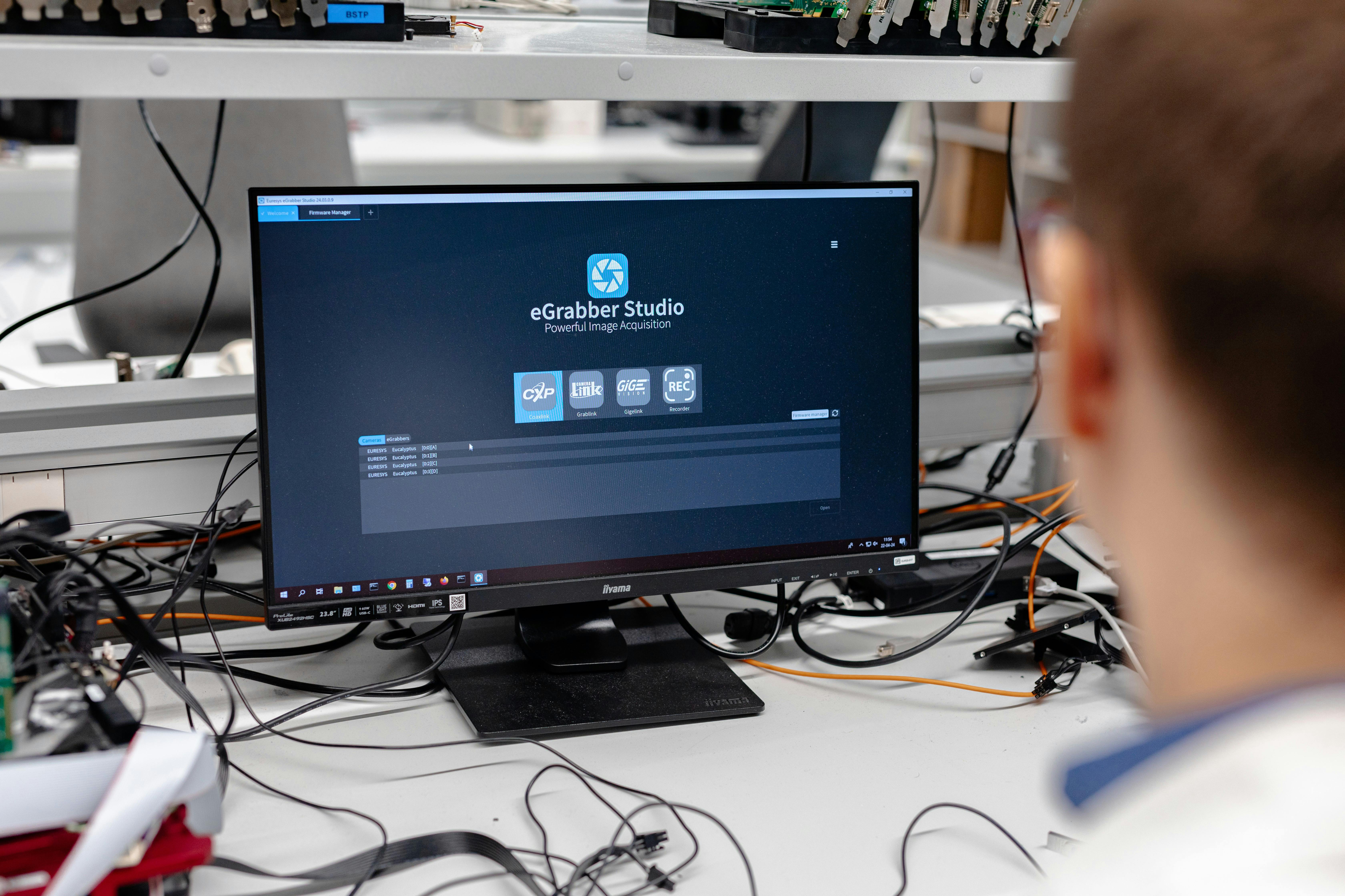 Release Of E Grabber 25